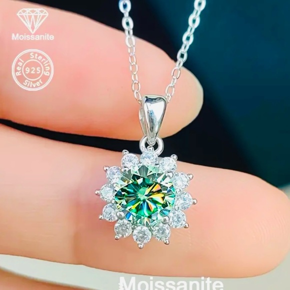 MOISSANITE Necklace & Earring Set 2 Carat t.w - Picture 4 of 4